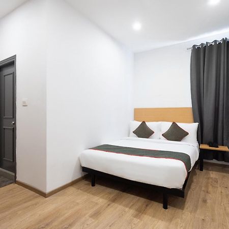 Townhouse Hotel Mannat International Calcuta Exterior foto